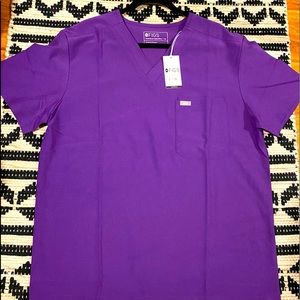 FIGS SCRUB TOP